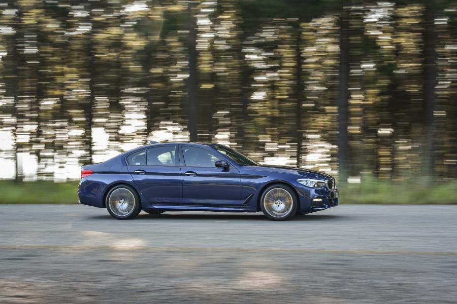  BMW 530d Sedan M Sport 2017 года  (ZA) (фото 30 из 40)